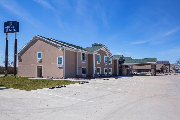 Cobblestone Inn & Suites - Altamont image 1